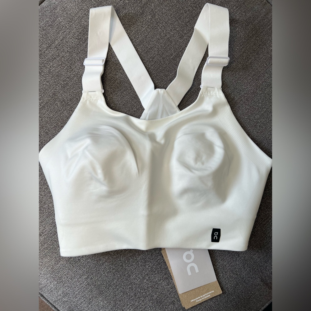 ON Performance Flex Bra NWT Size M